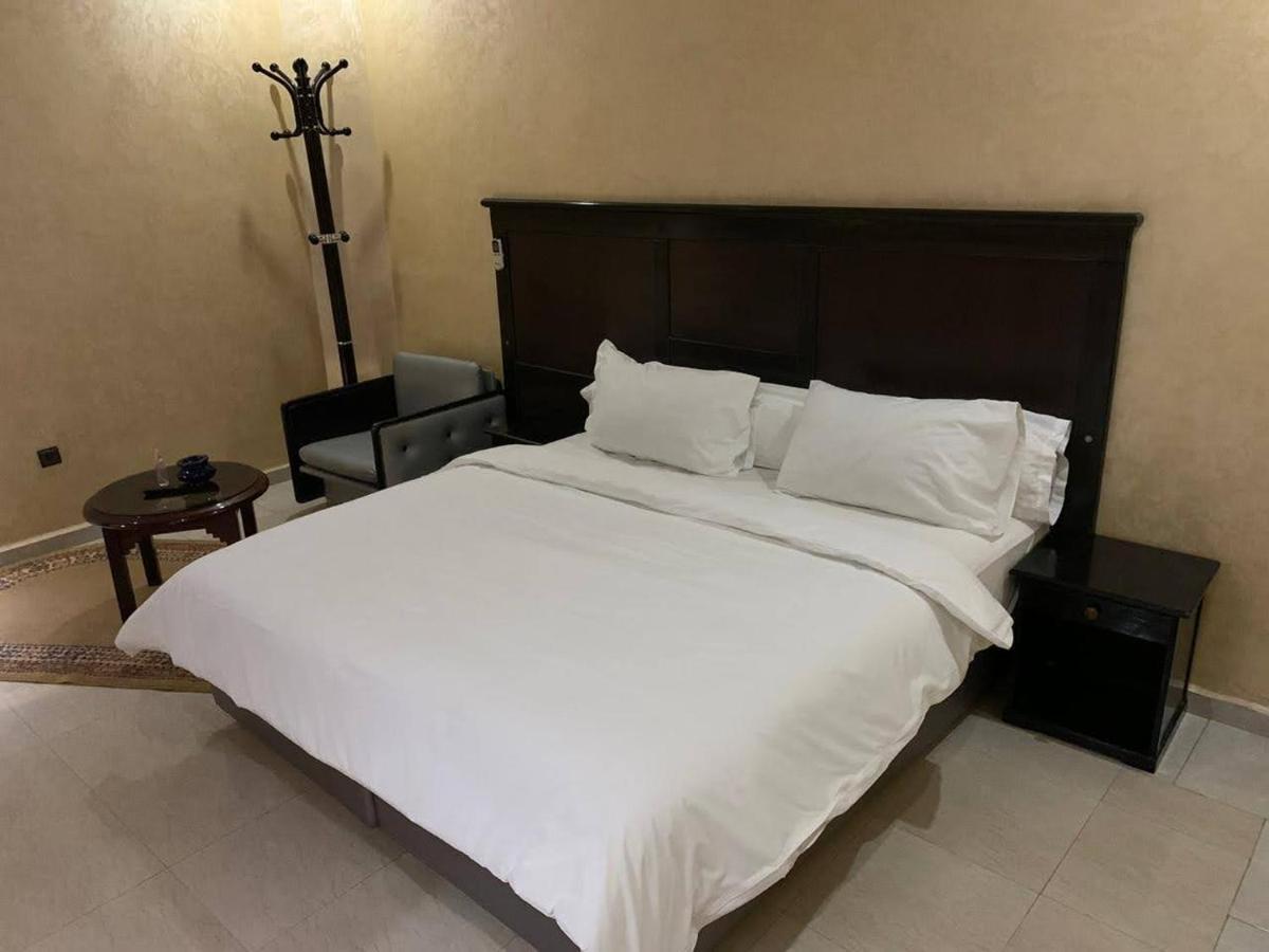 Hotel Sable D'Or Тан-Тан Екстериор снимка
